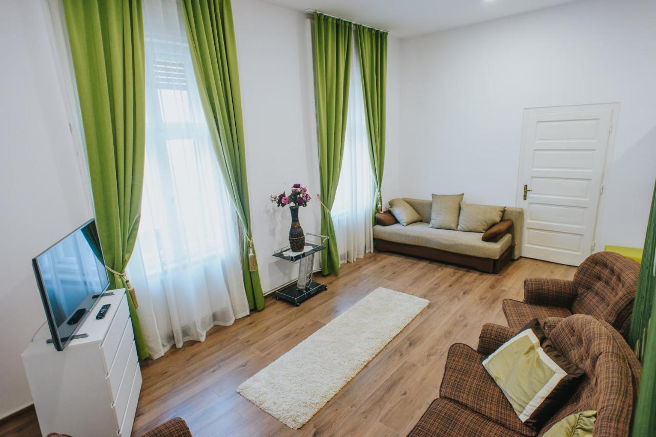 Noo'Vo Central Apartaments Oradea Exterior foto